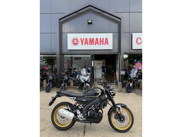 YAMAHA XSR 125 Legacy