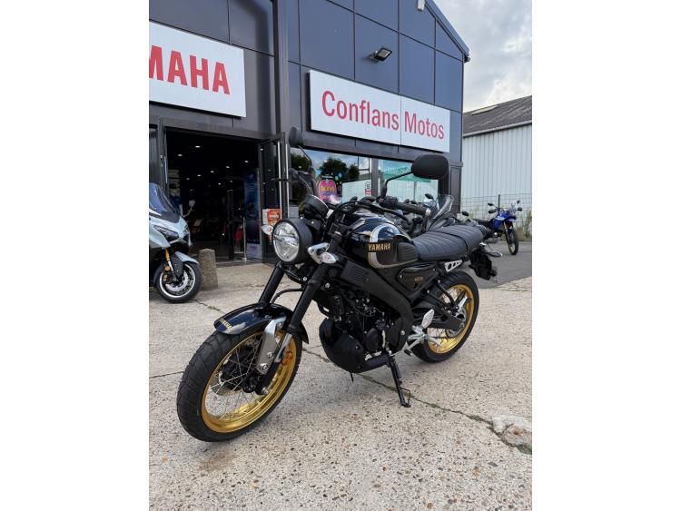 YAMAHA XSR 125 Legacy
