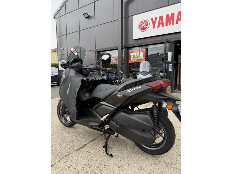 YAMAHA XMAX 300 Tech Max