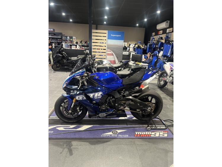 YAMAHA R1 GYTR