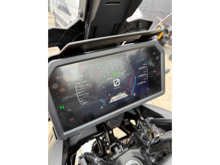 YAMAHA TRACER 9 GT +