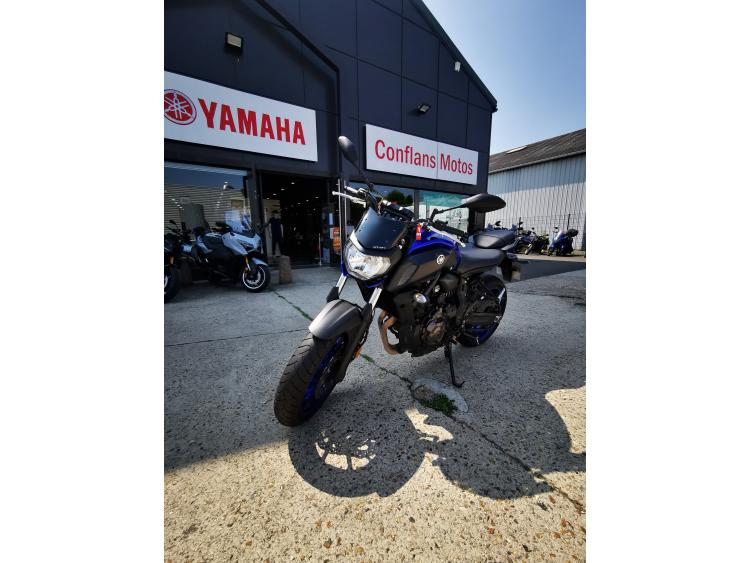 YAMAHA MT-07