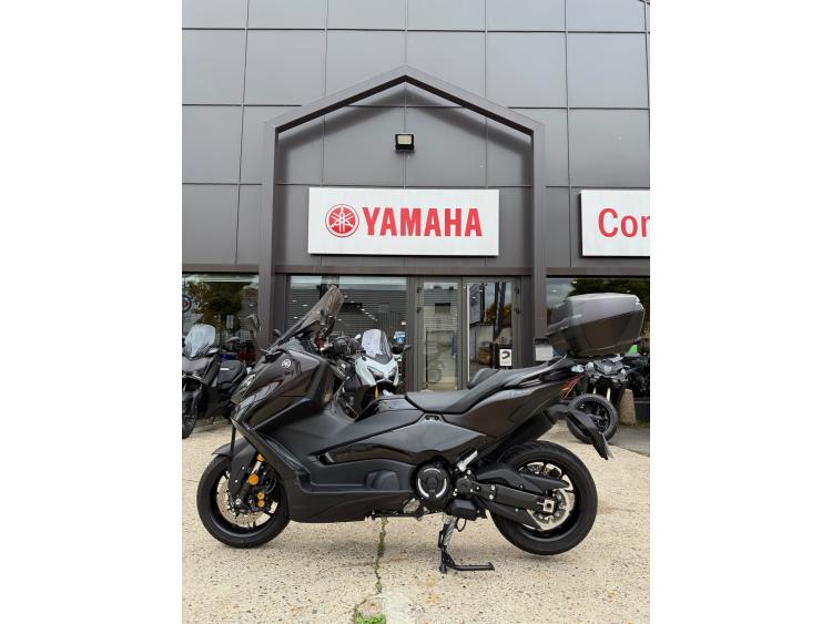 YAMAHA XP T-MAX 560 TECH MAX