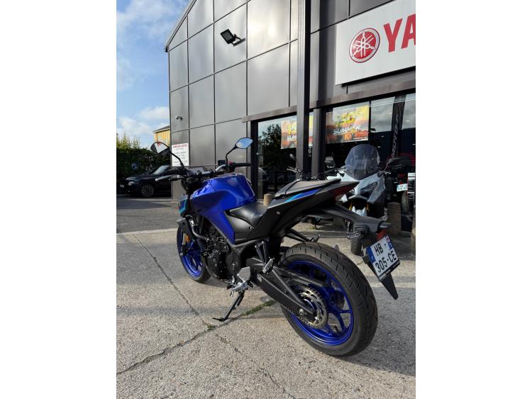 YAMAHA MT-03