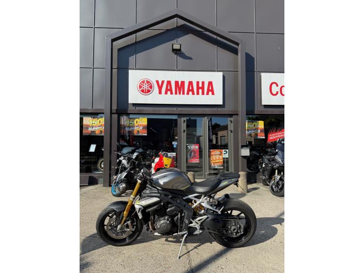 TRIUMPH SPEED TRIPLE 1200 RS