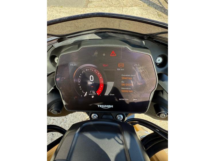 TRIUMPH SPEED TRIPLE 1200 RS