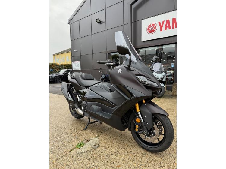YAMAHA XP T-MAX 560 TECH MAX