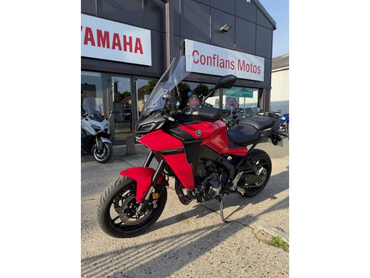 YAMAHA TRACER 9
